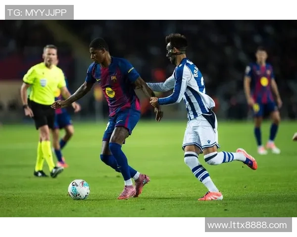 第28轮巴塞罗那与贝蒂斯精彩对决网友热议比赛亮点与争议瞬间